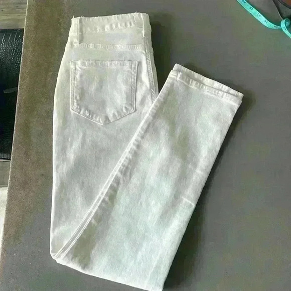 PAIGE- NWT Sarah Slim High Rise Slim Leg size 26 - Picture 13 of 13